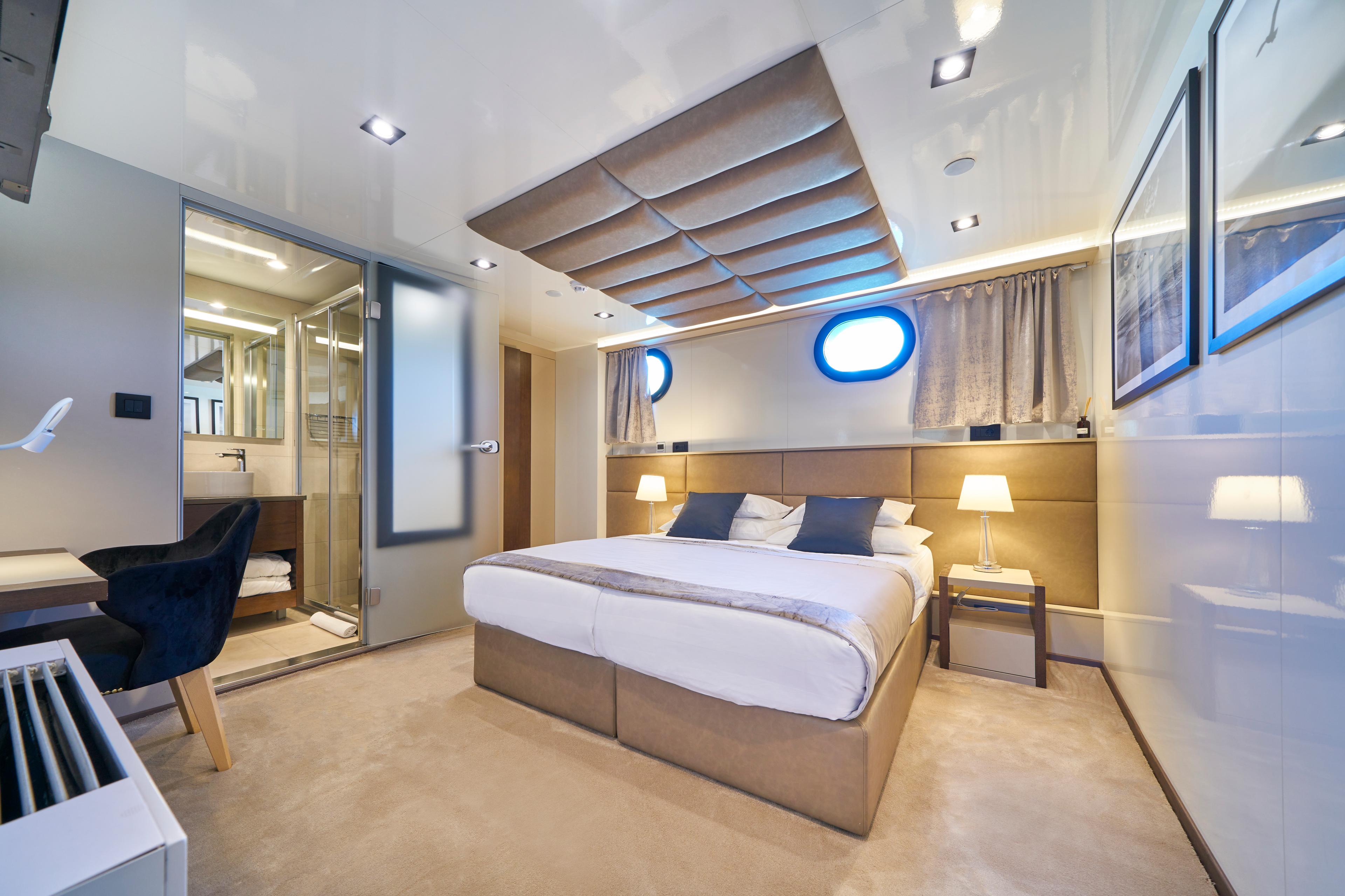 Twin Cabin (x 2) image 1