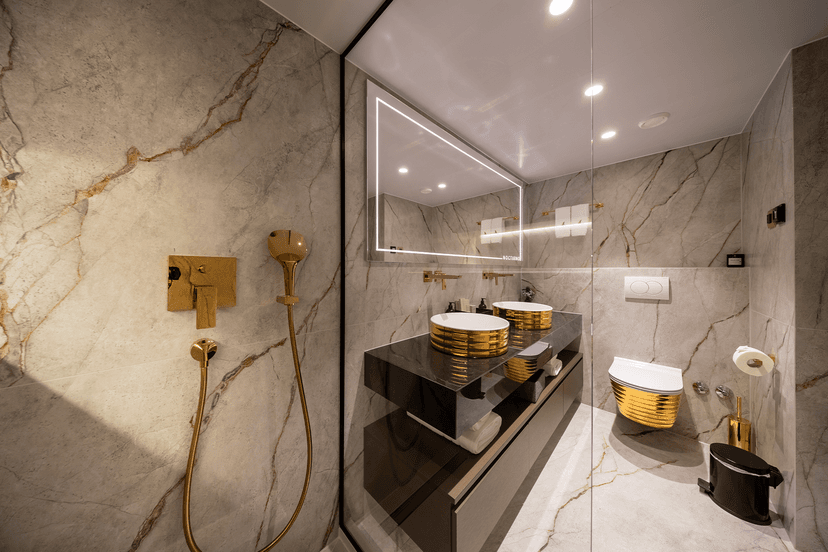 VIP Cabin (x 1) image 2