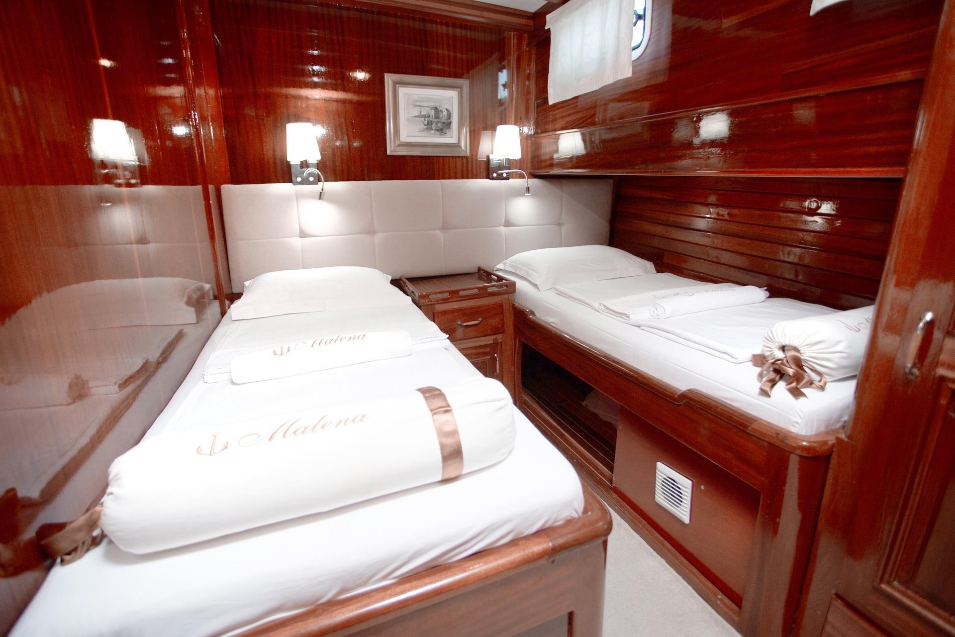 Twin Cabin (x 1) image 1