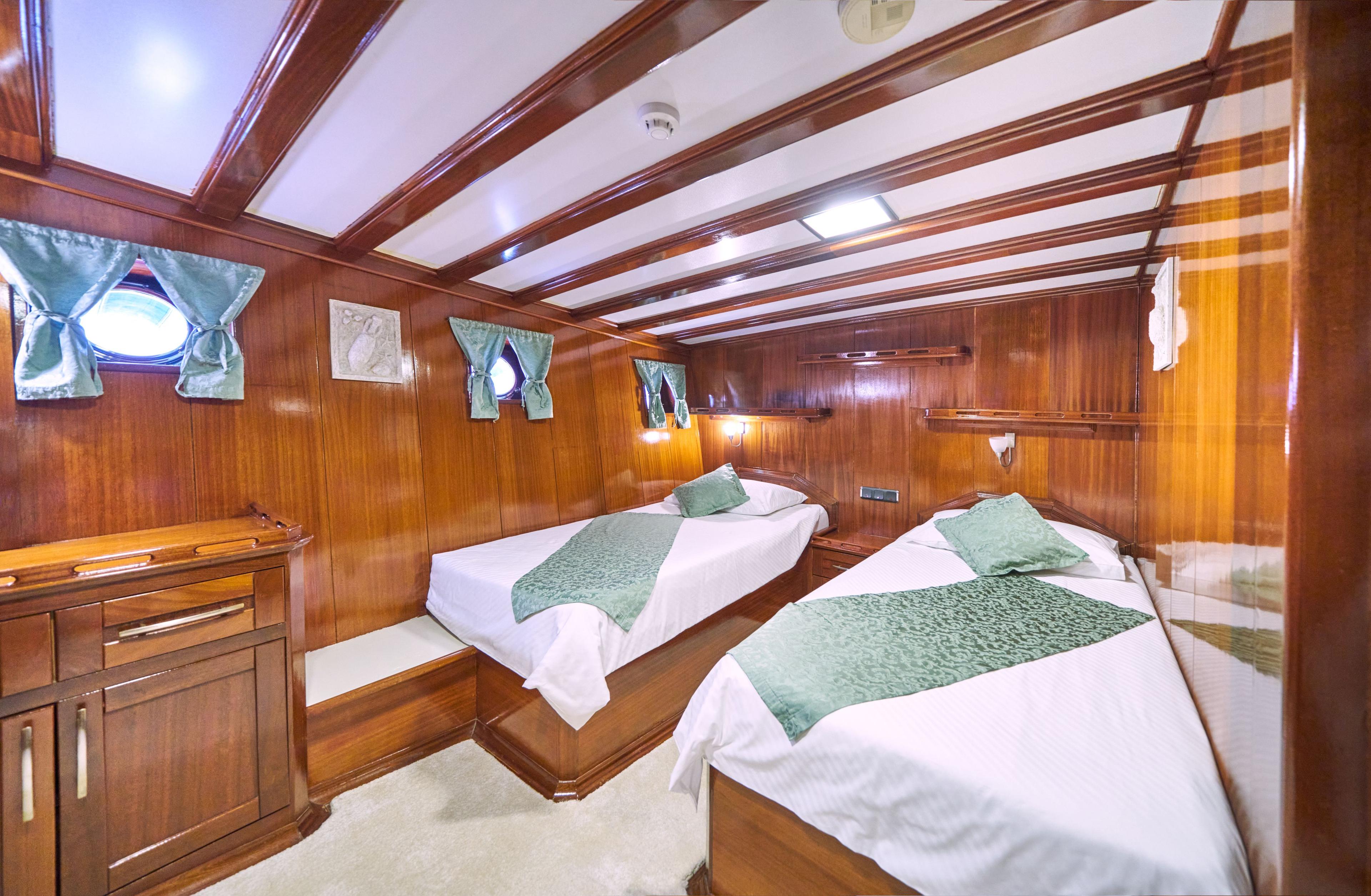 Twin Cabins (x 2) image 2