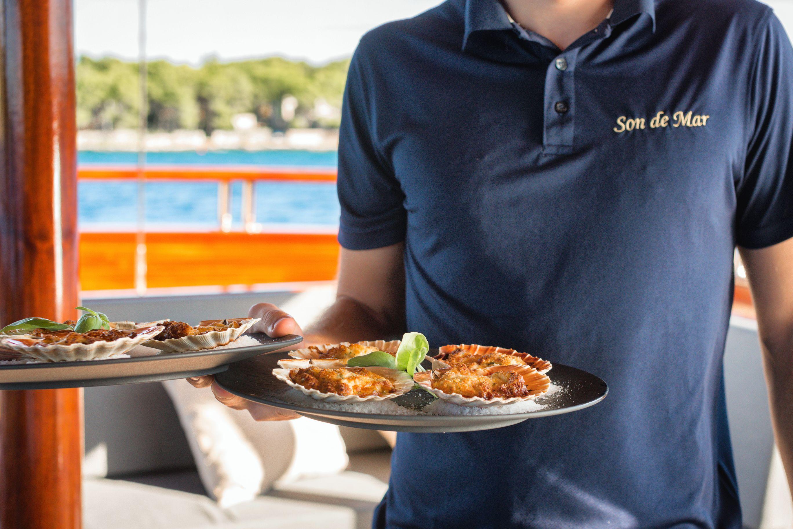 Cuisine Onboard  image 1