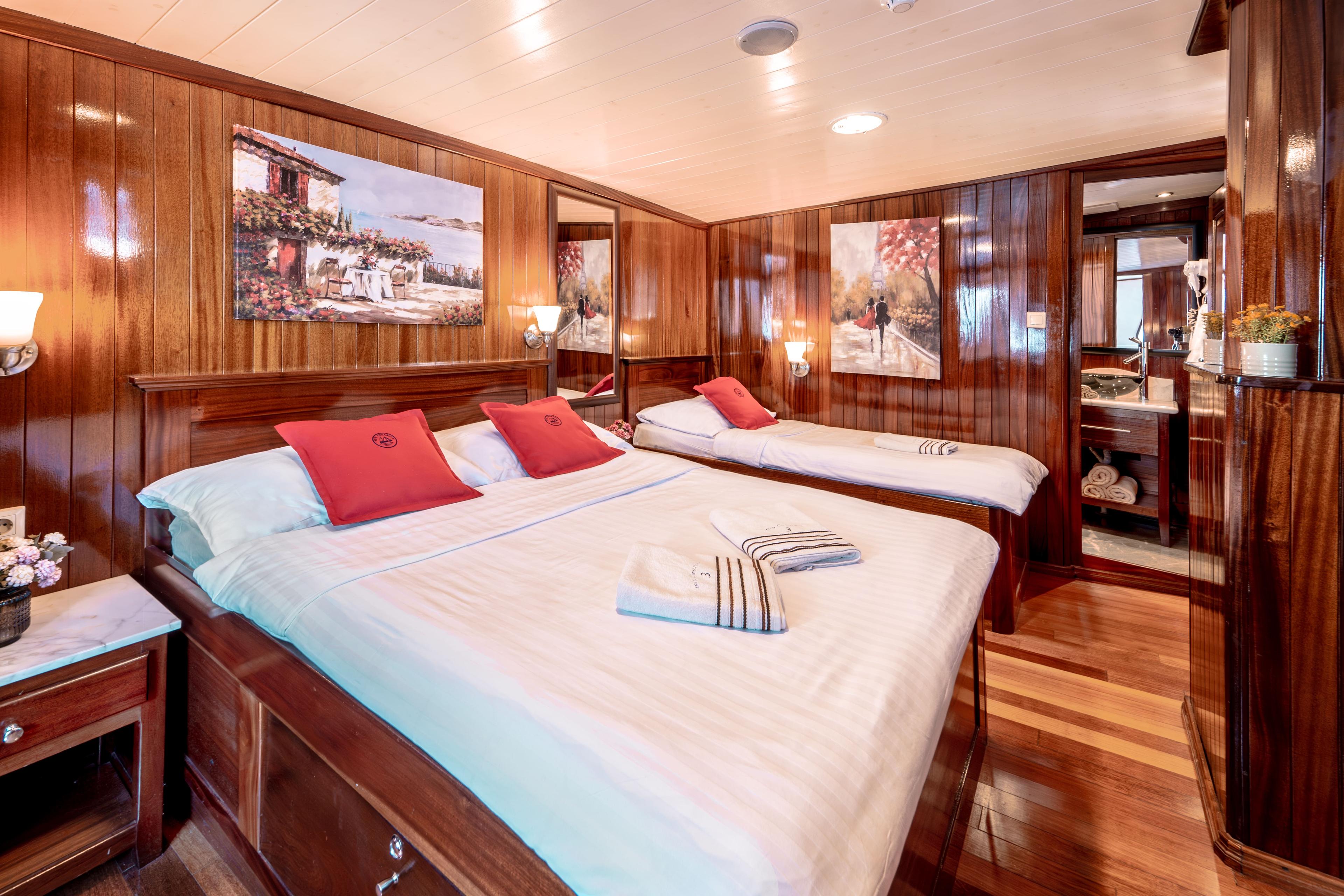 Double Cabin (x6) image 1