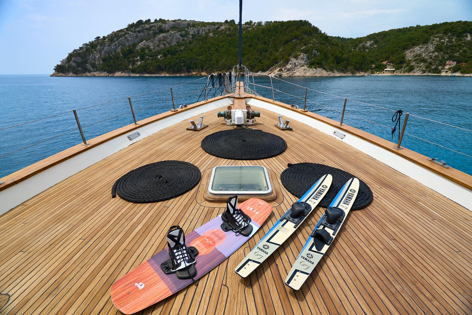 Water Toys & Tenders image 1
