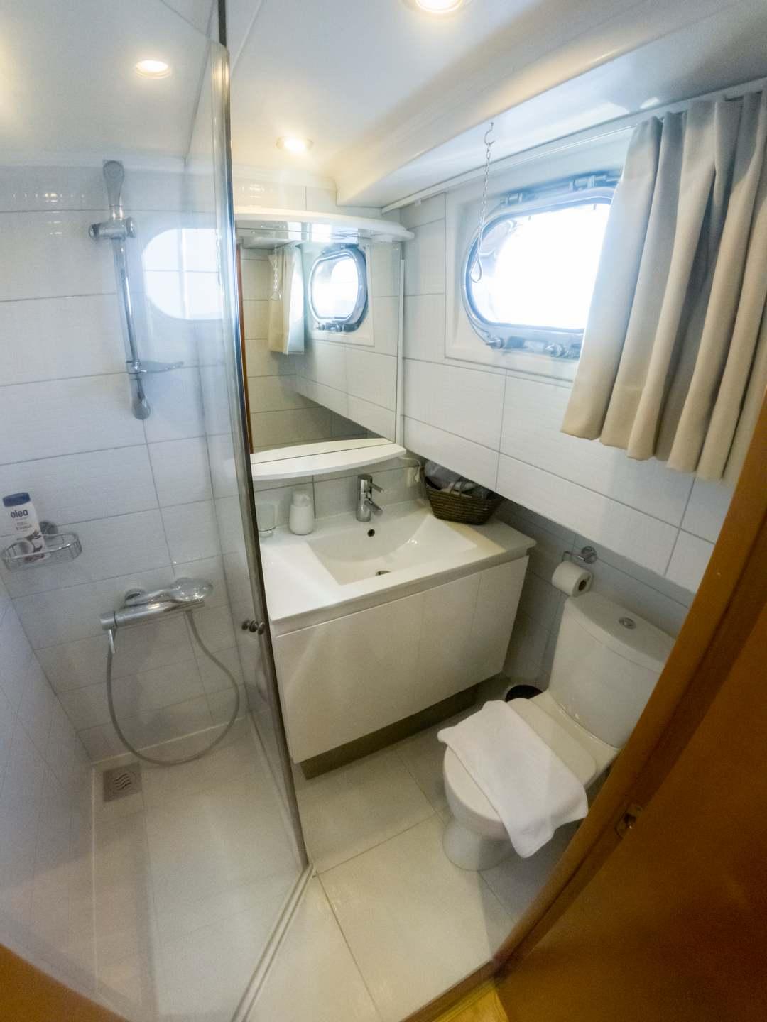 Twin Cabin (x2) image 2