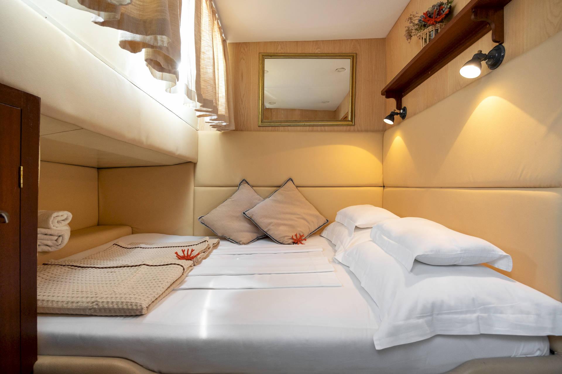 Double Cabin (x4) image 3