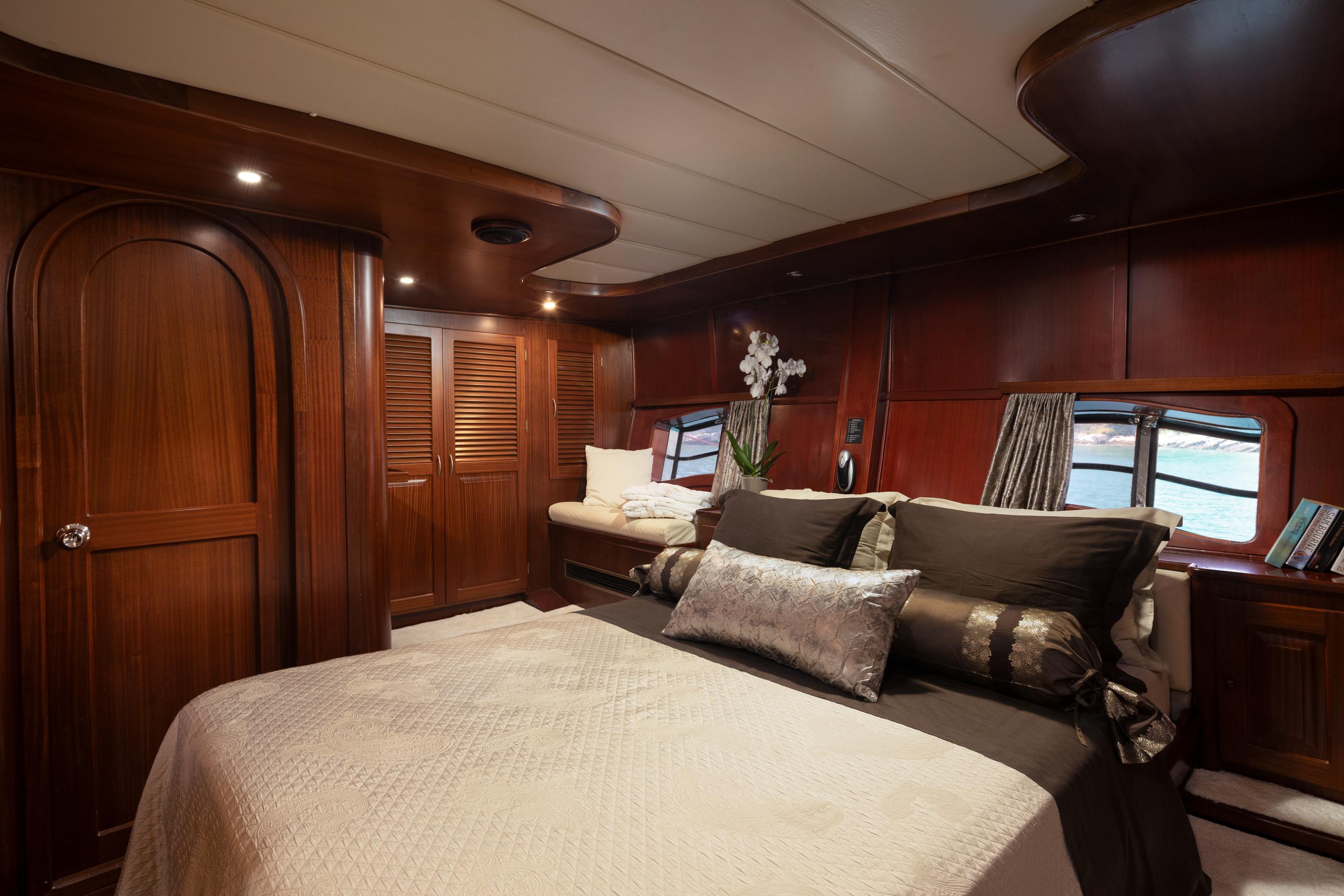 Master Cabin (x1) image 2