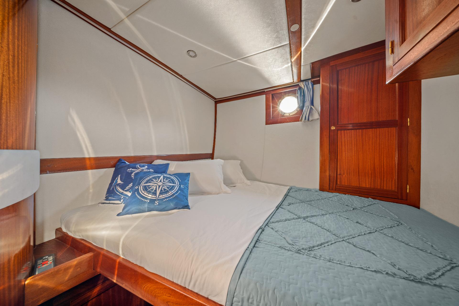 Double Cabin (x3) image 7