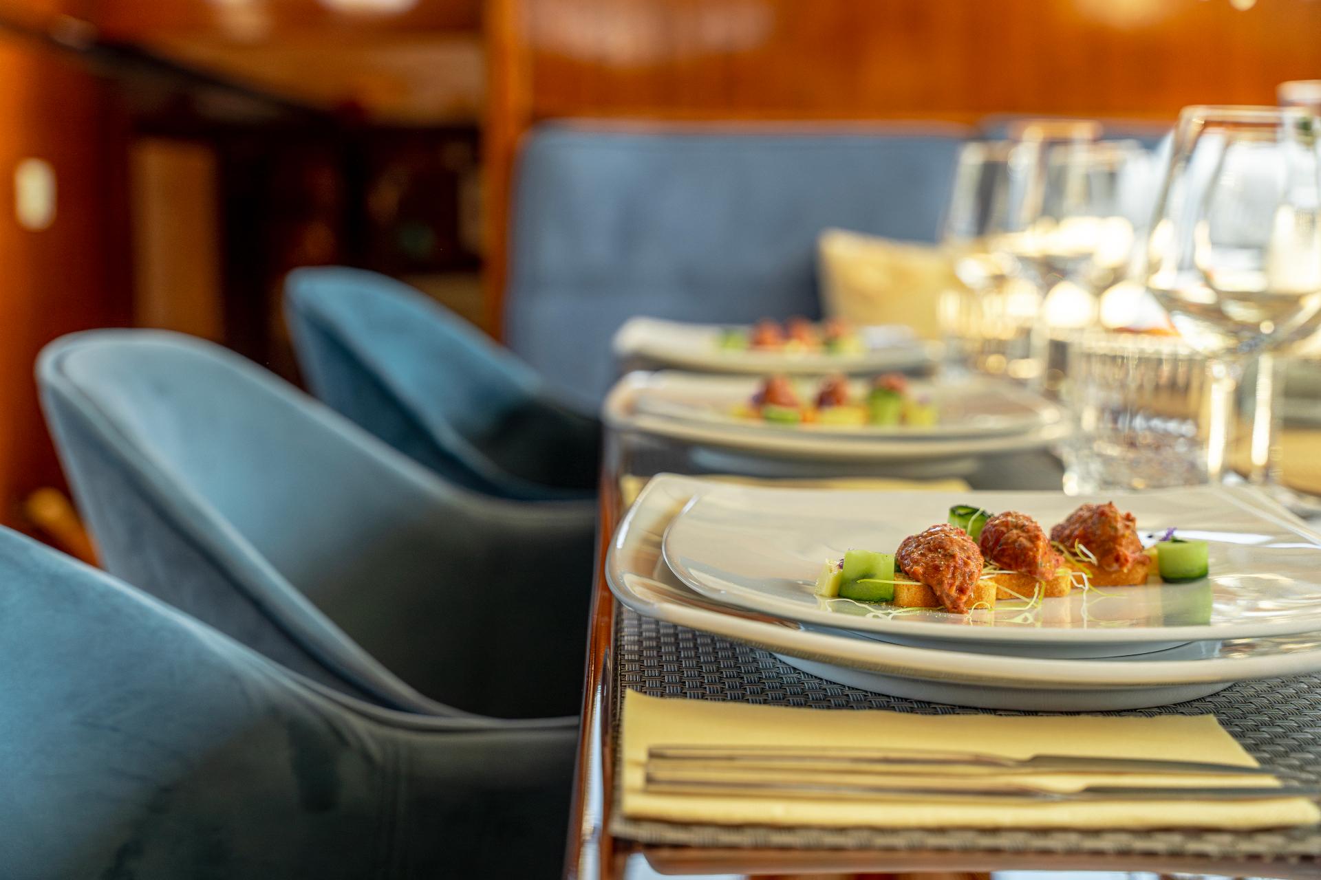 Cuisine Onboard image 4