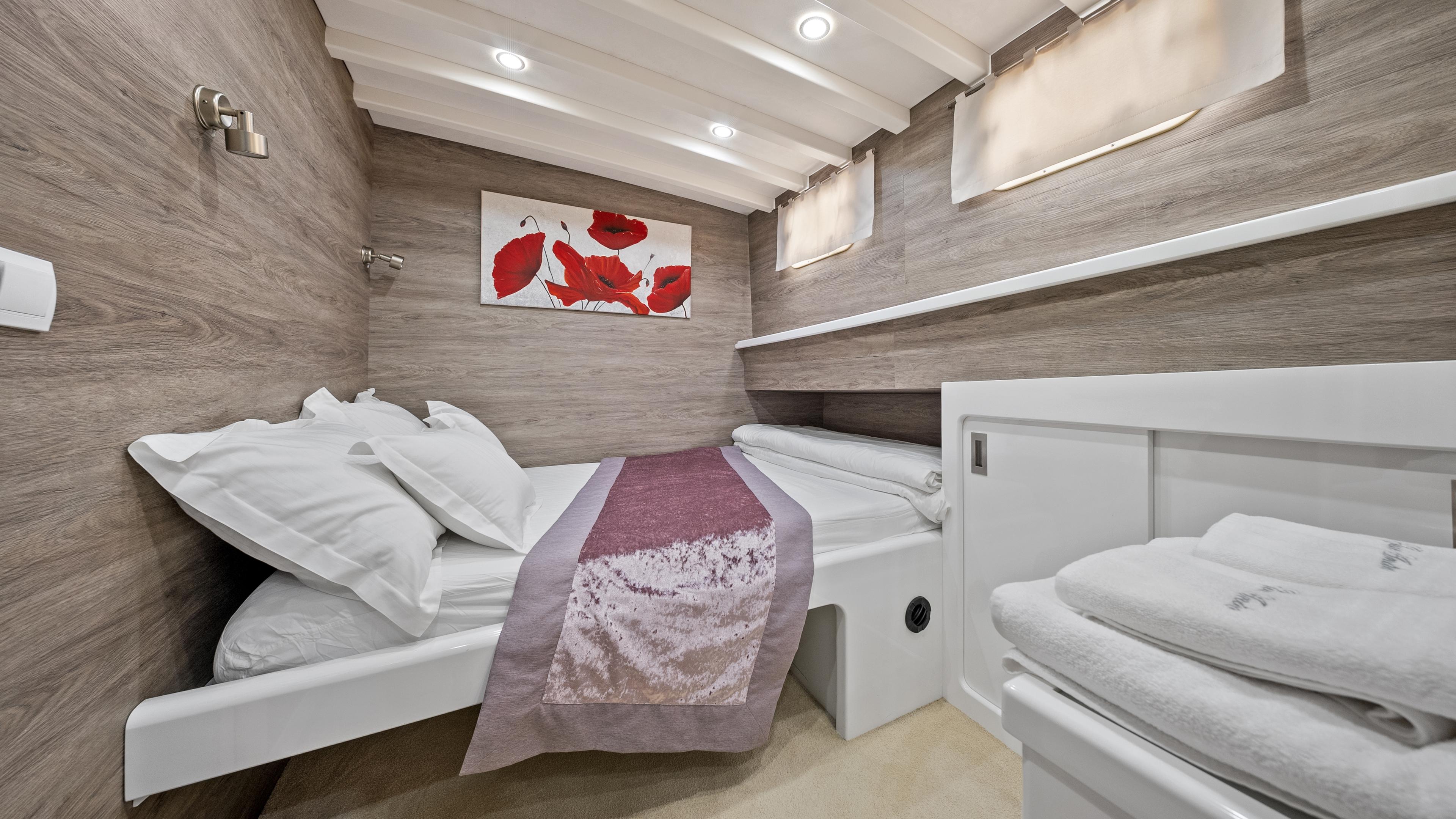 Double Cabin (x5) image 2