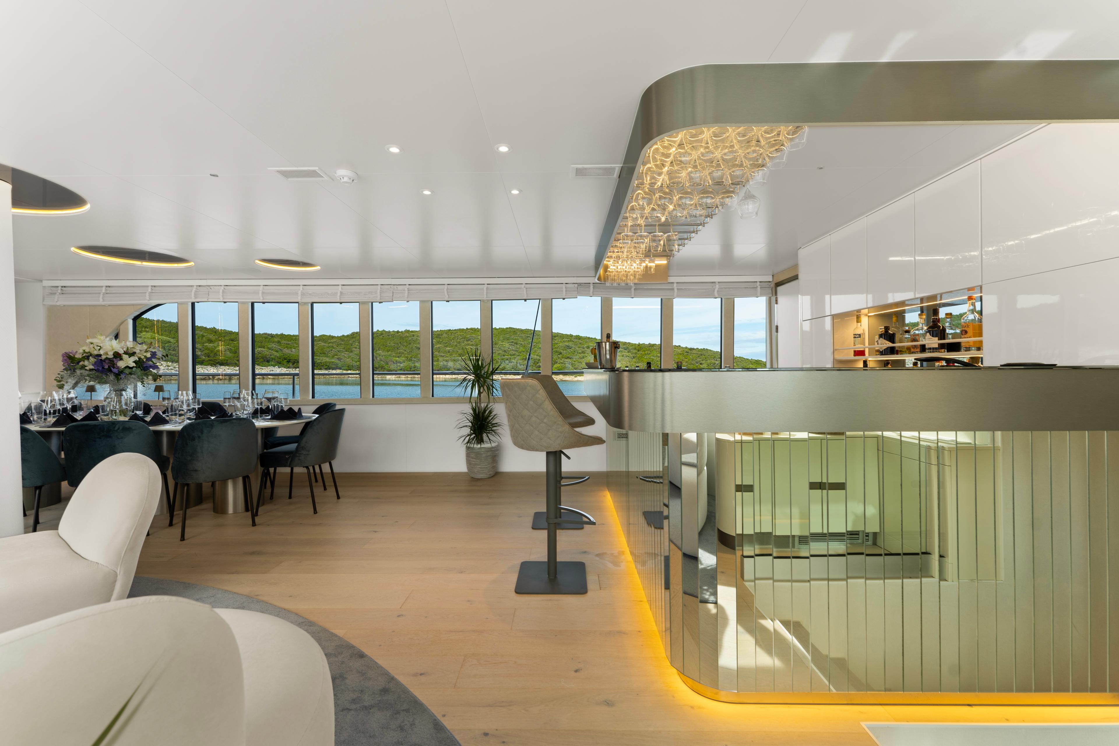 Amenities & Features image 13