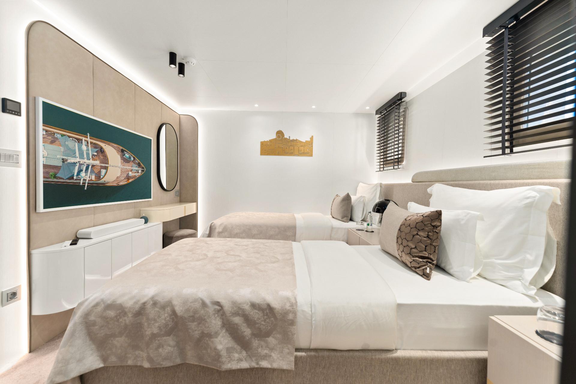 Twin + Convertible Cabin (x4) image 2