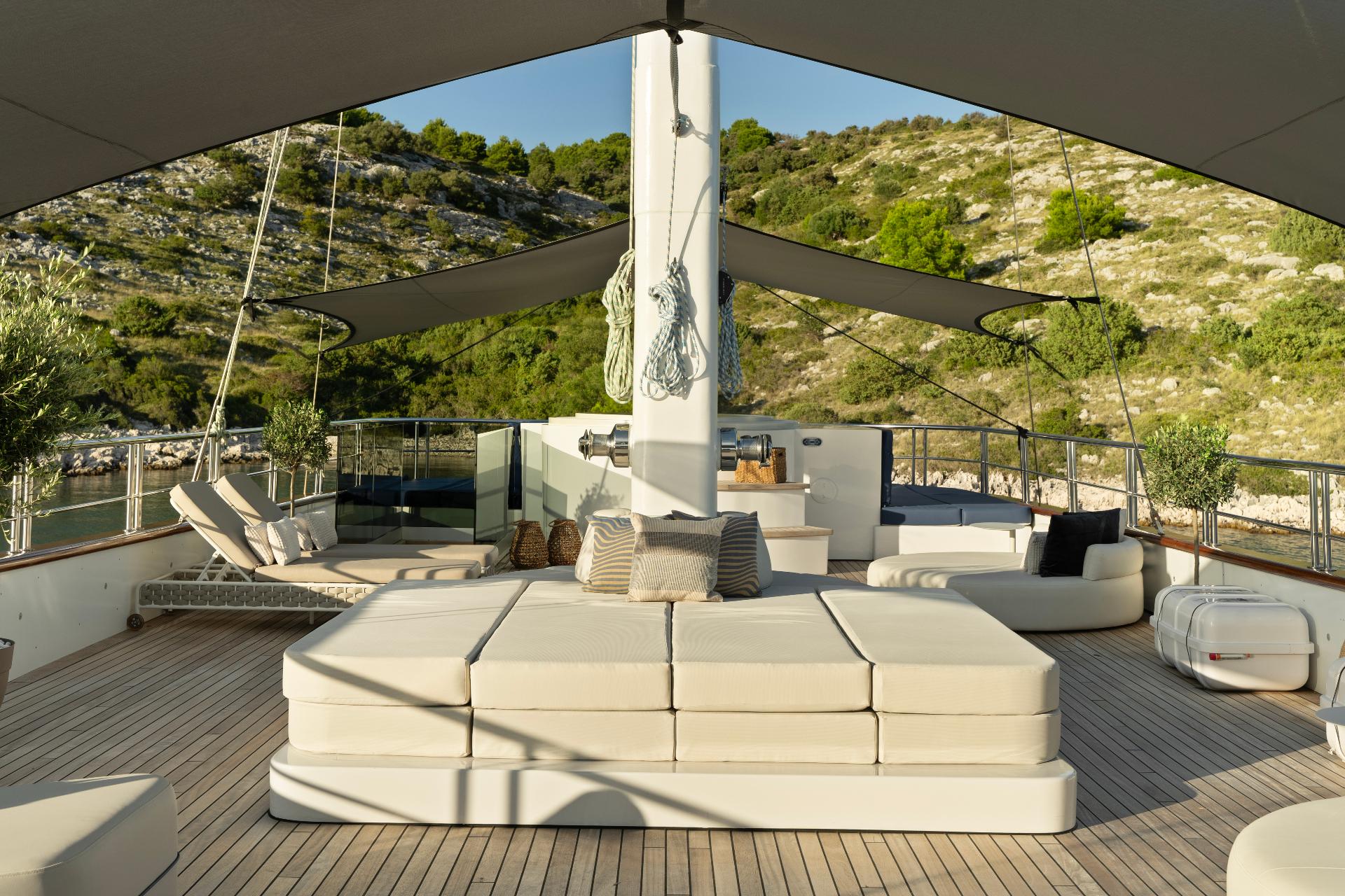Amenities & Features image 11