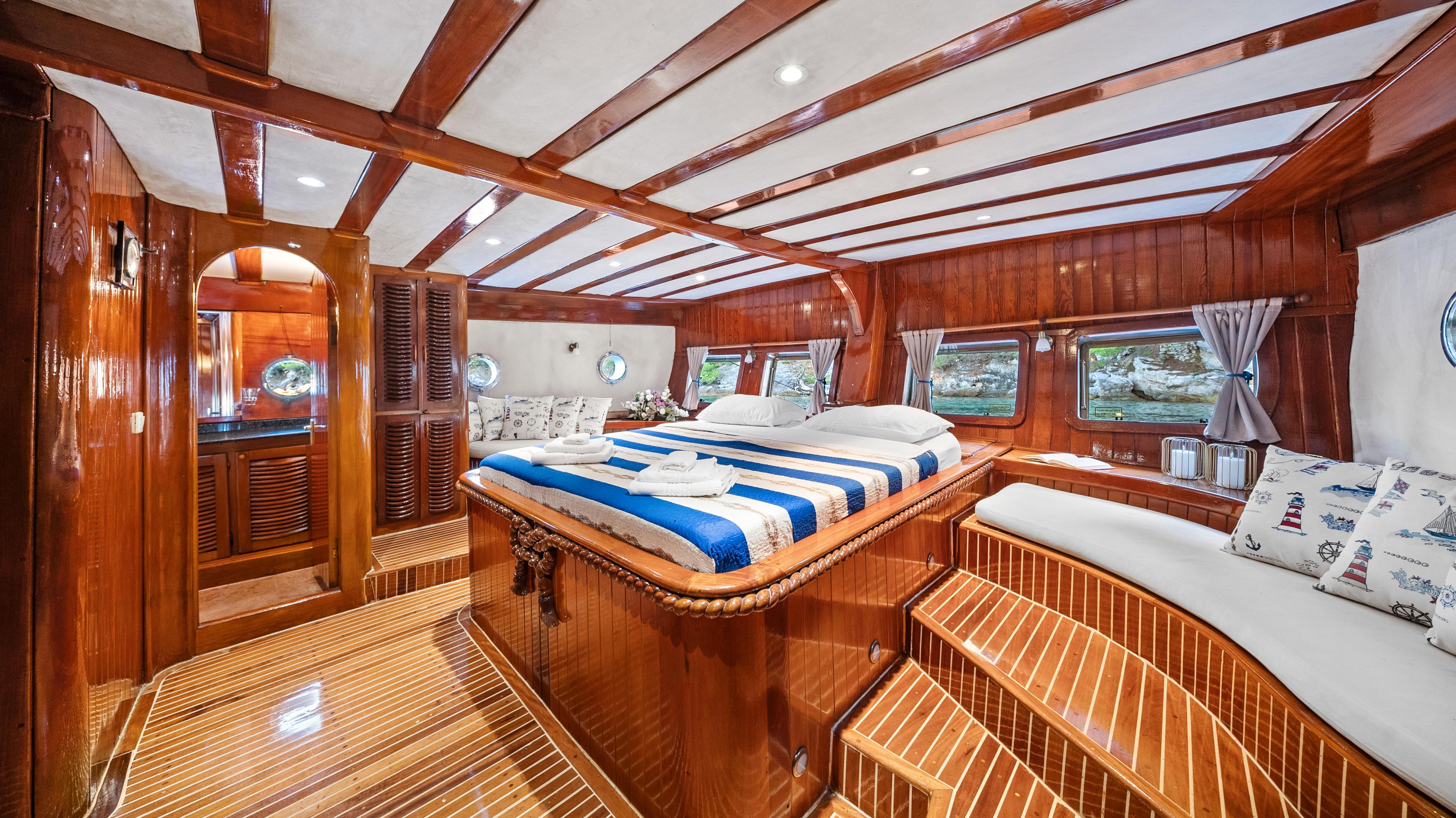 Master Cabin (x1) image 2