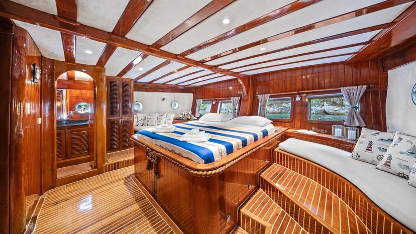 Master Cabin (x1) image 2