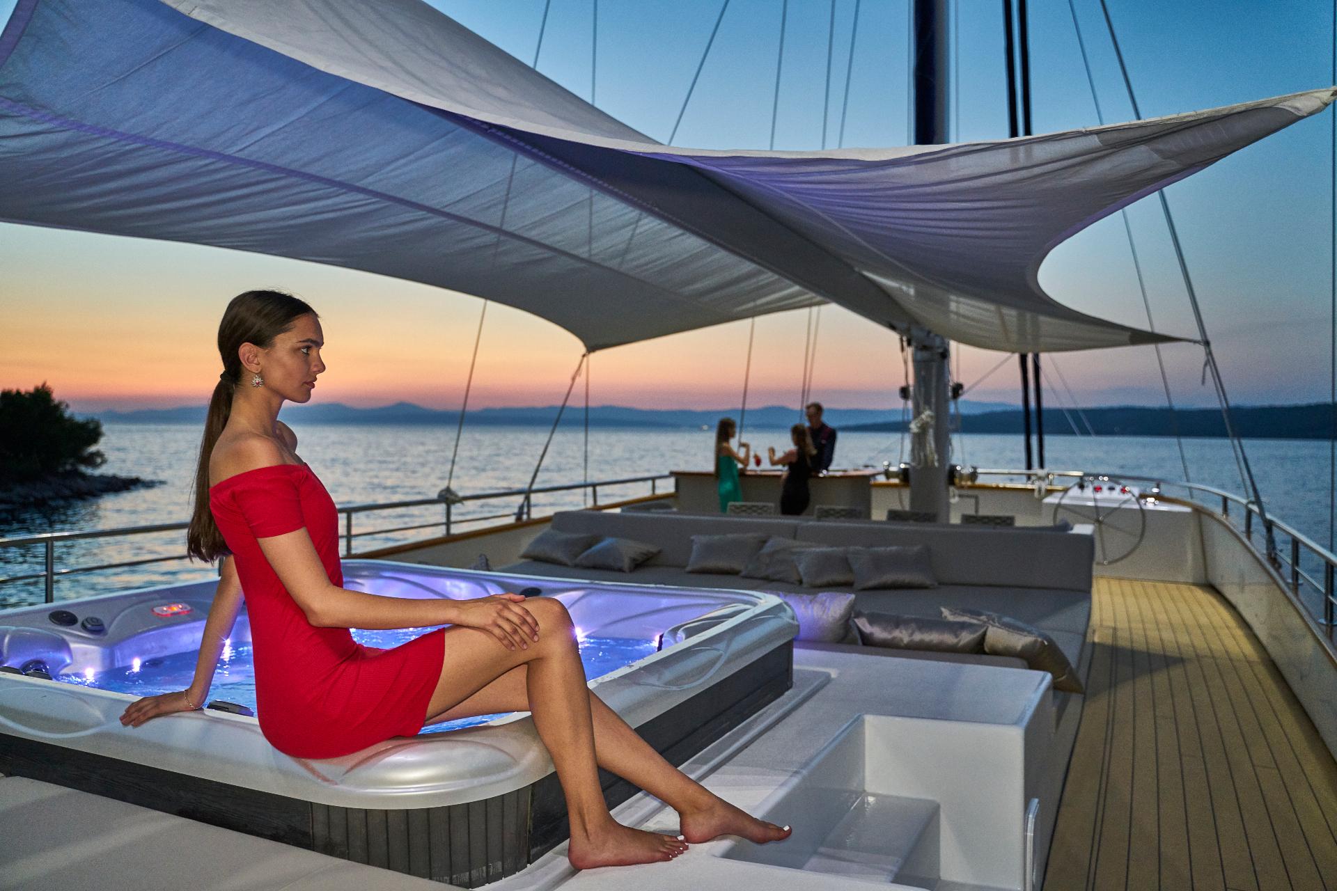 Amenities & Features image 1