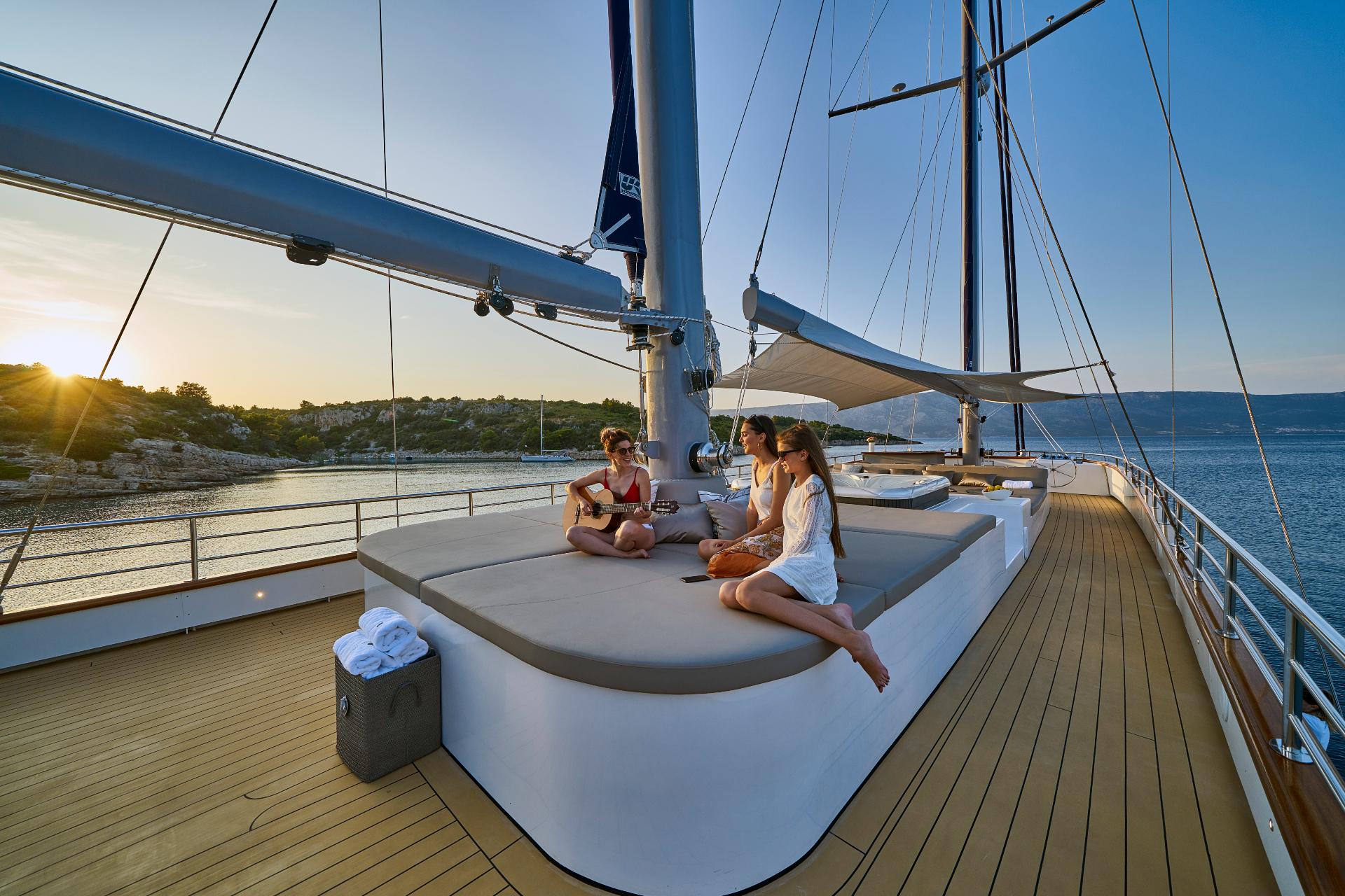 Amenities & Features image 2