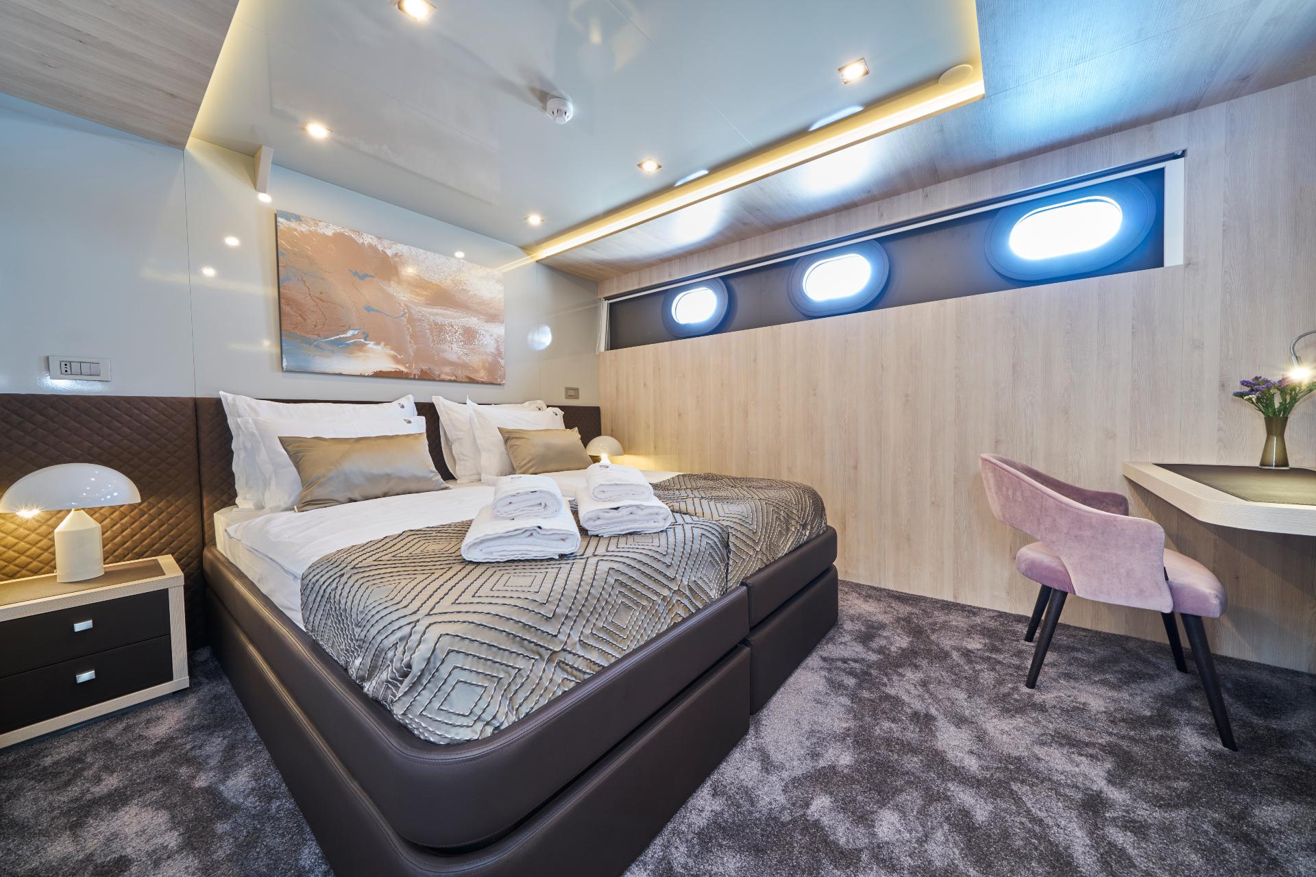 Twin + Convertible cabin (x4) image 3