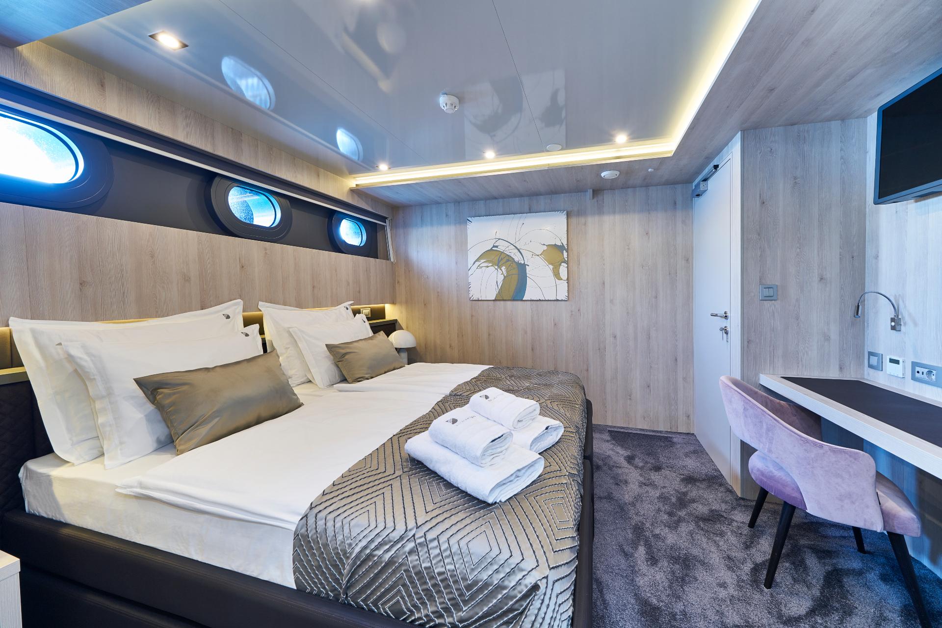 Twin + Convertible cabin (x4) image 5